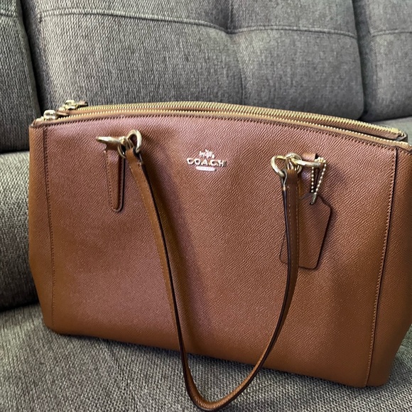 Nice Coach Purse in excellent condition, just missing the long strap. - Picture 2 of 7